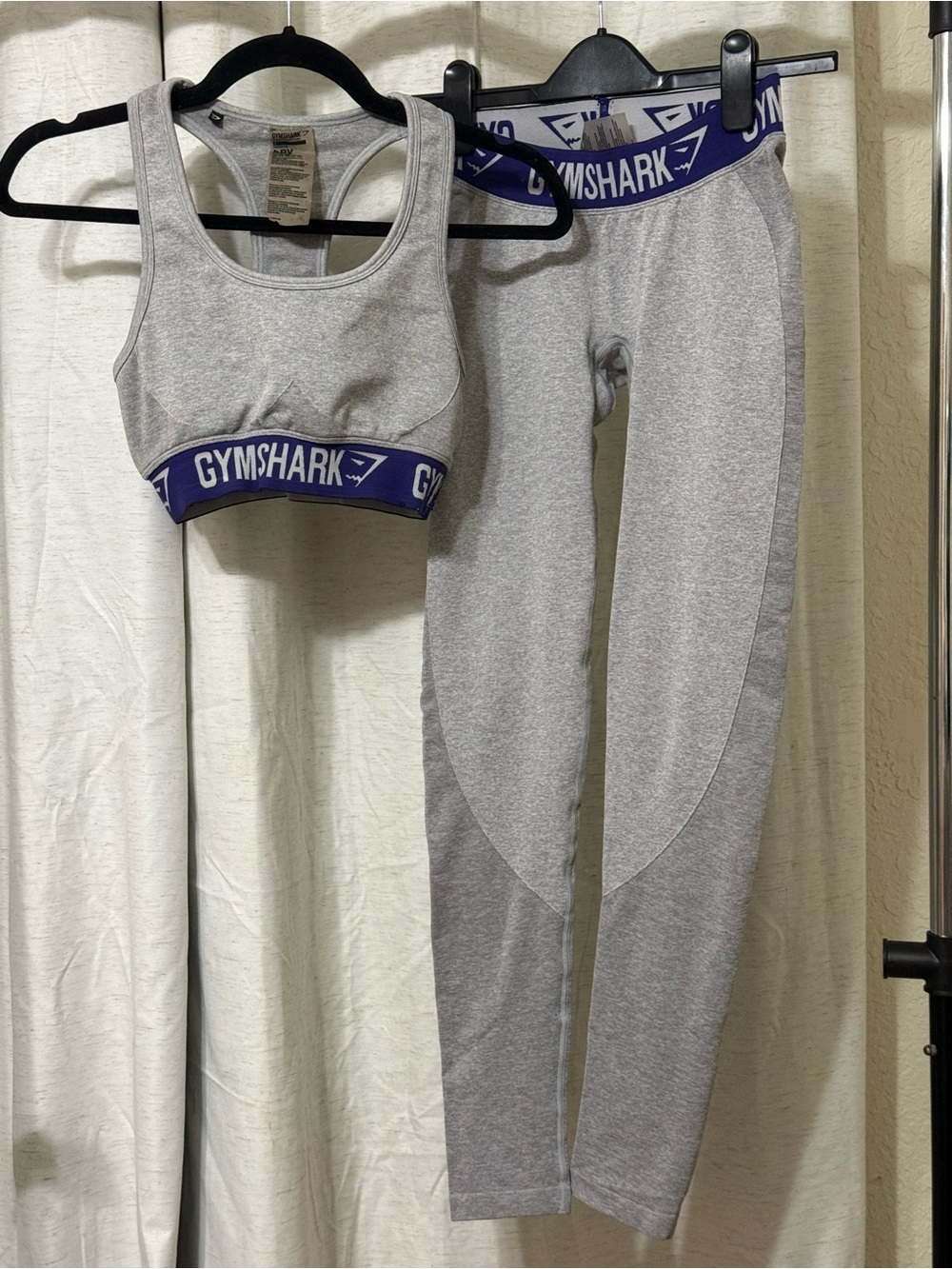 Gymshark Grey Sports Bra and Leggings Set with Navy Logo Band